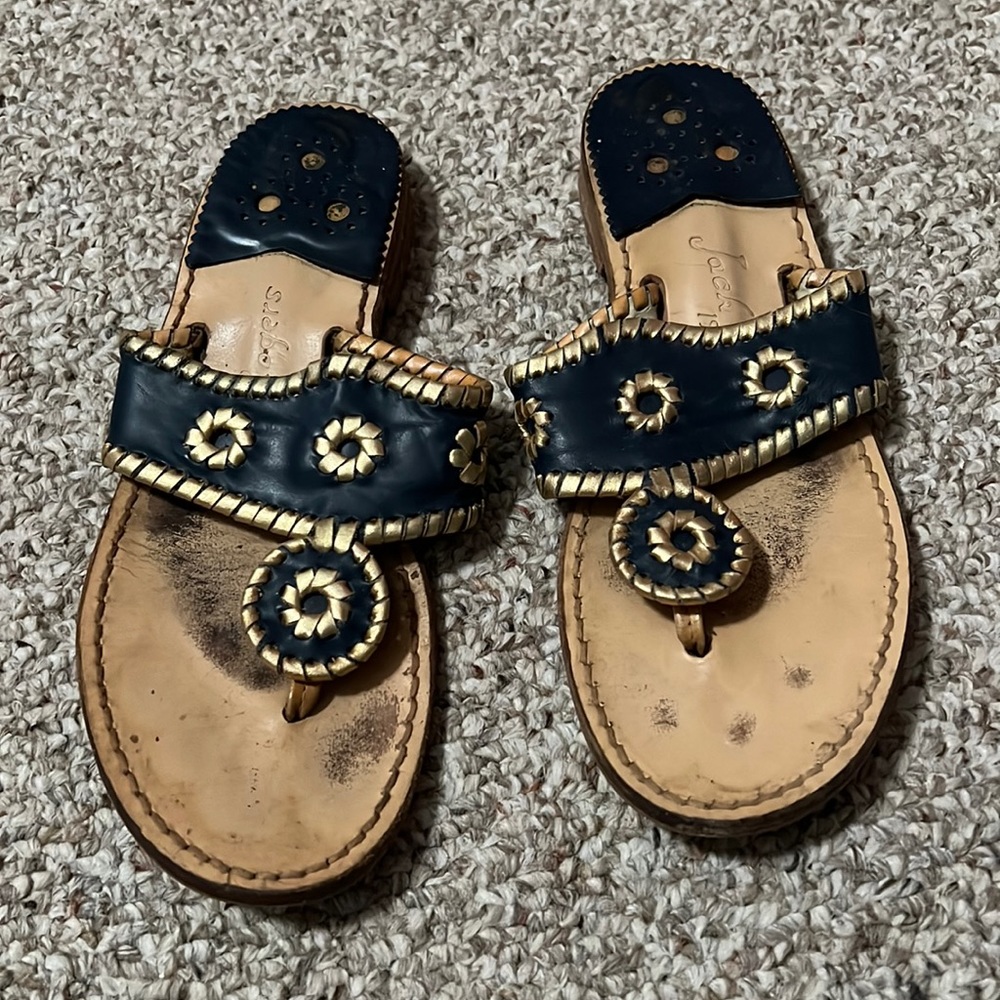 Jack Rogers navy & gold sandals -size 8